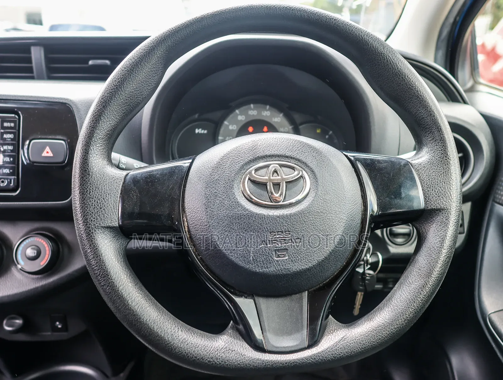 Toyota Vitz 1.3 FWD 5dr 2018 Blue