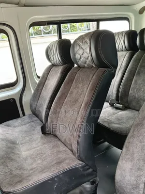 Toyota HiAce 2010 White