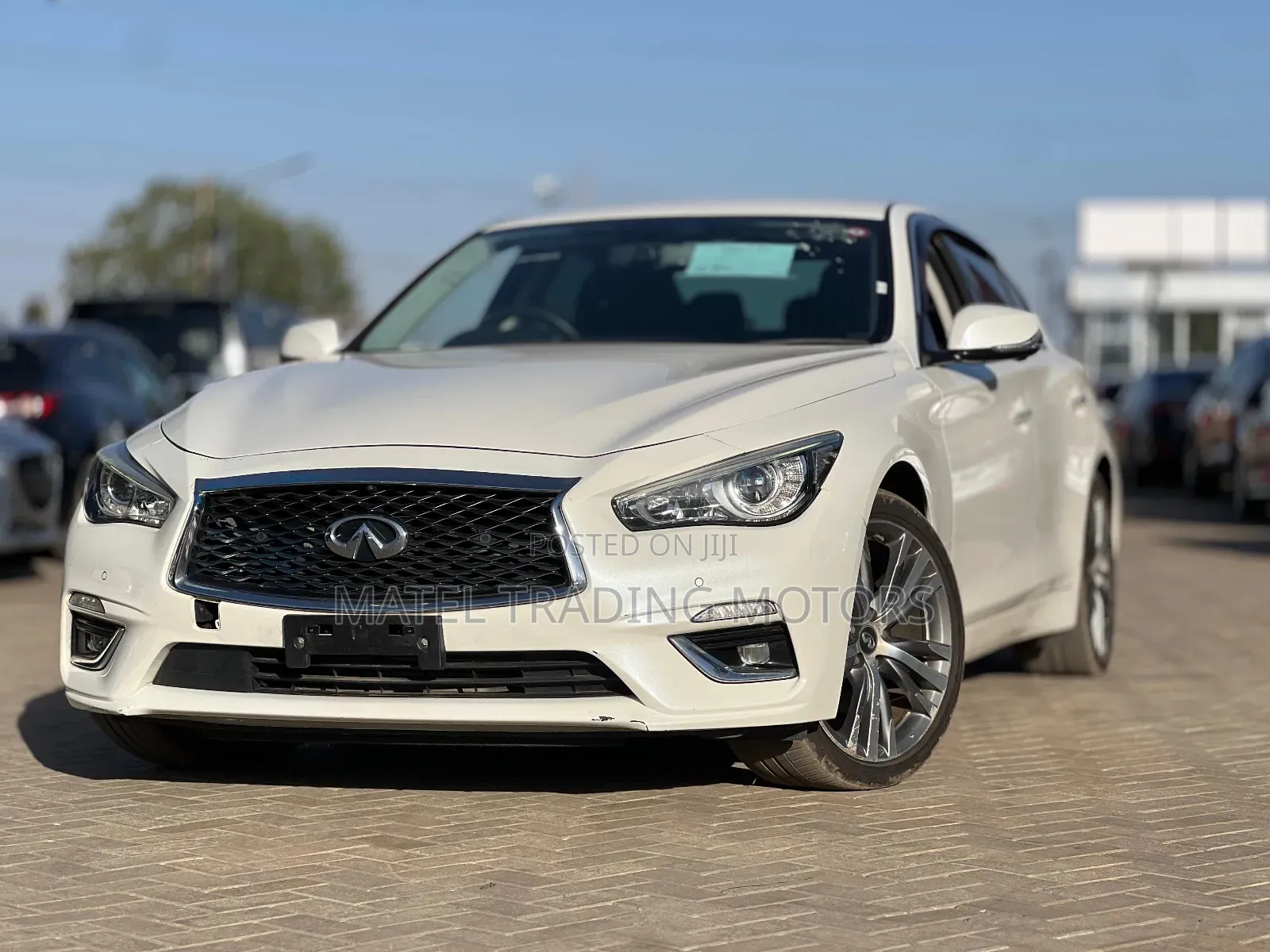 Nissan Skyline 2018 White