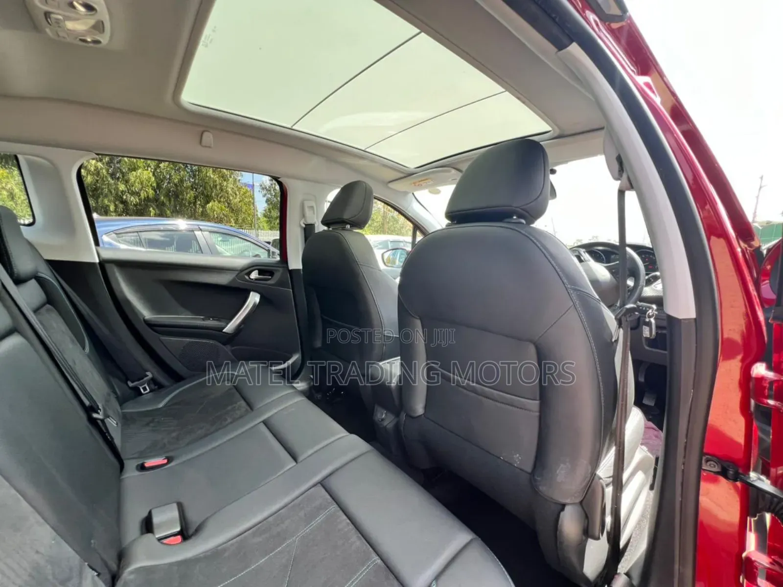 Peugeot 2008 1.2 PureTech (130 Hp) 2017 Red