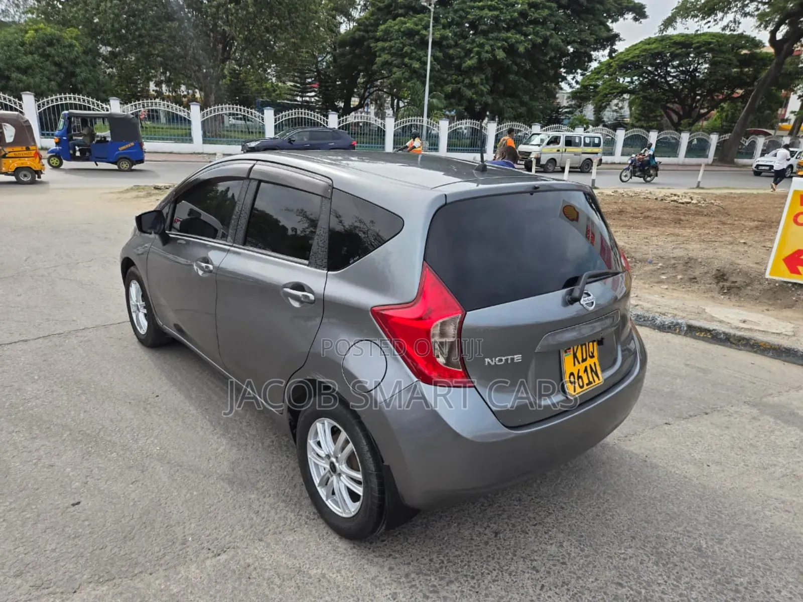 Nissan Note 2017 Gray