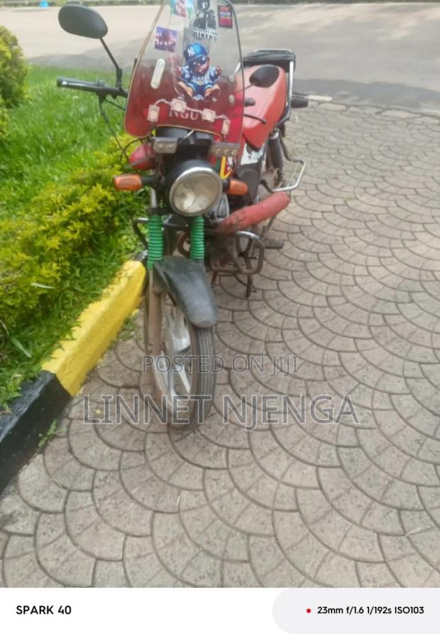 Honda CBR 2022 Red - thumbnail 3