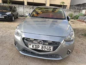 Mazda Demio 2016 Gray