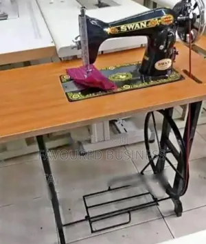 Heavy Duty Swan Sewing Machine /With Local Table