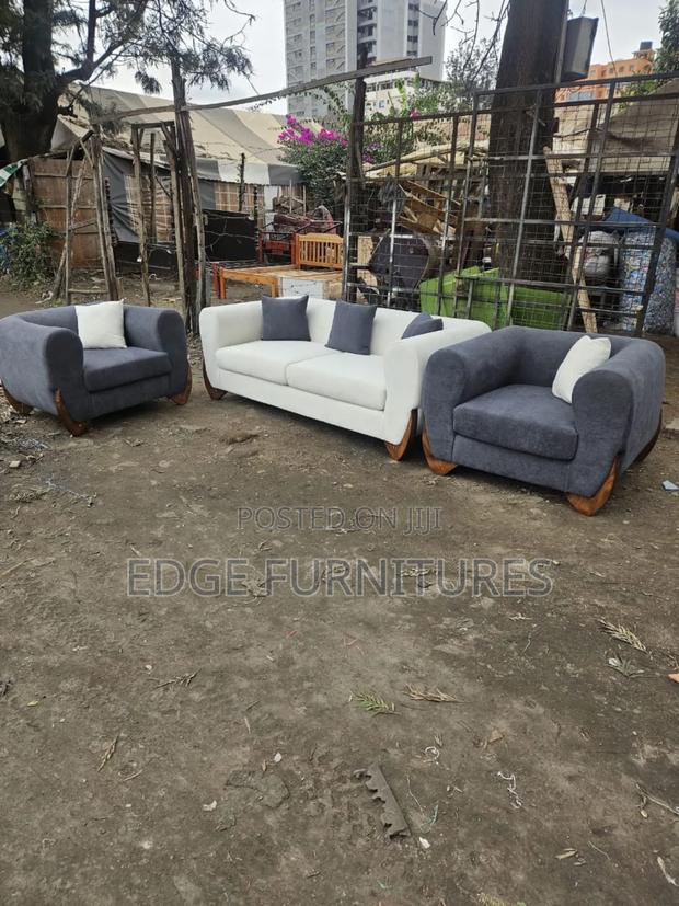 Morden Sofa for Sale
