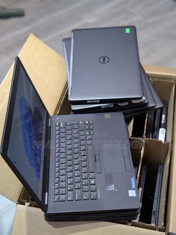 Laptop Dell Latitude E7470 8GB Intel Core i5 SSD 256GB - thumbnail 6