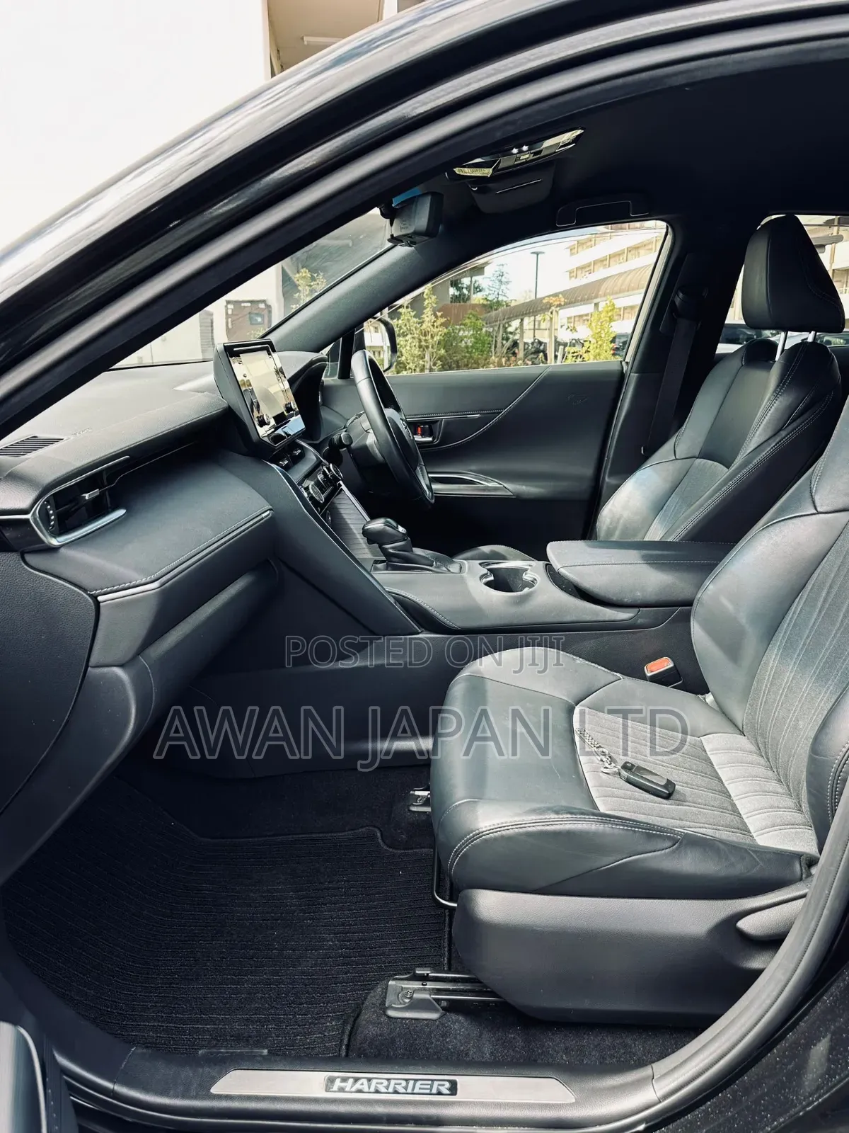 Toyota Harrier 2.0 4WD 2020 Black