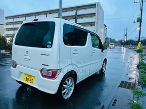 Suzuki Wagon R 2019 White