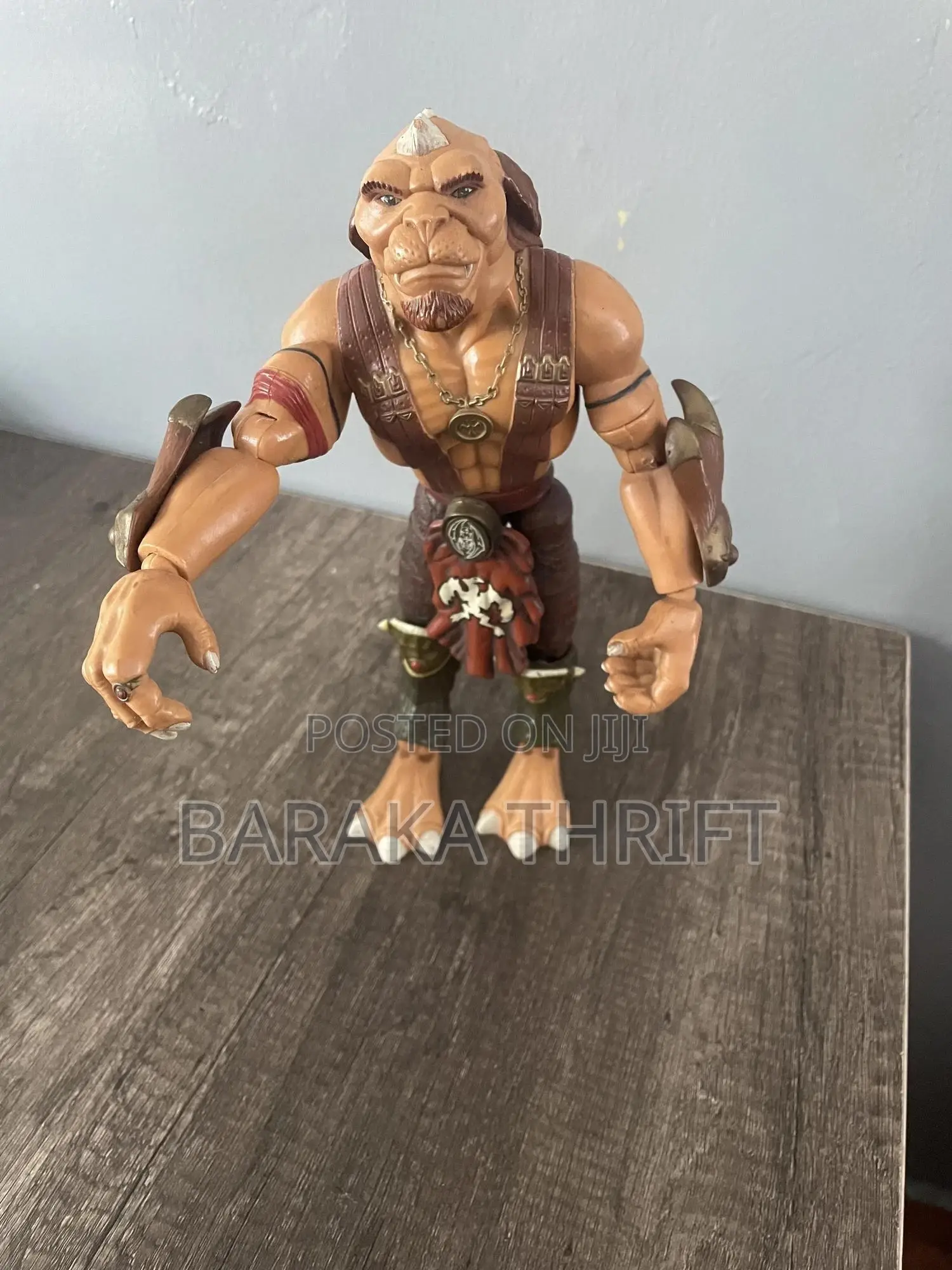 Small Soldiers Archer Gorgonites 12” Hasbro Universal