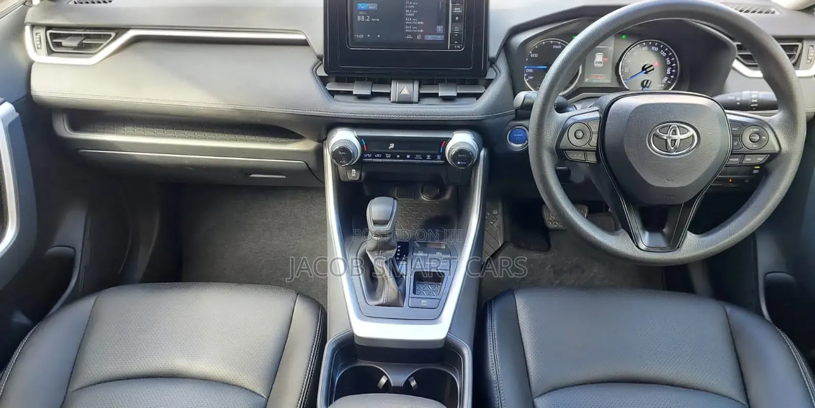 Toyota RAV4 2019 White