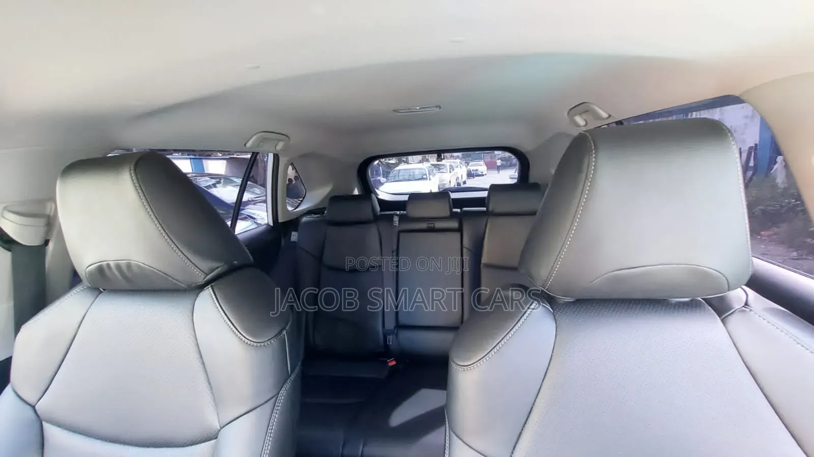 Toyota RAV4 2019 White