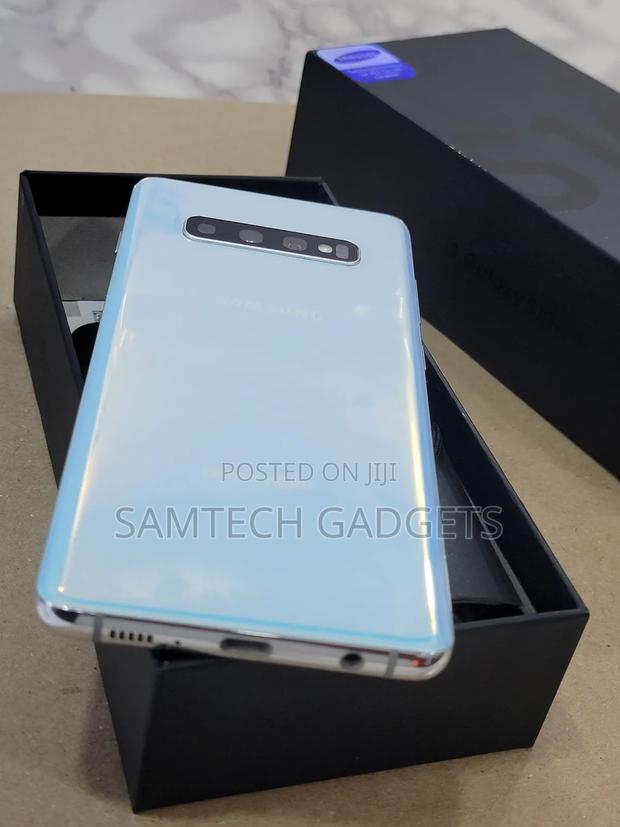 Samsung Galaxy S10 Plus 128 GB Silver
