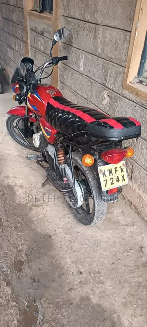 Bajaj Boxer 150 UG 2020 Red