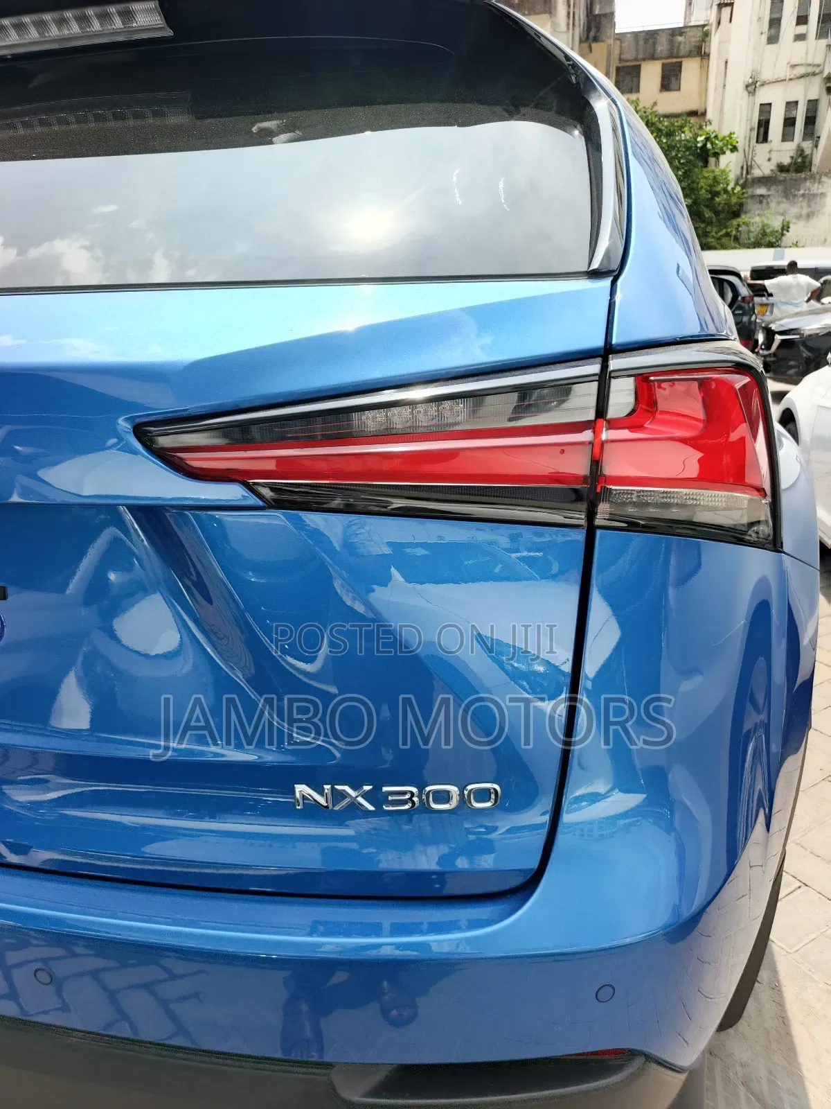 Lexus NX 300 FWD 2019 Blue