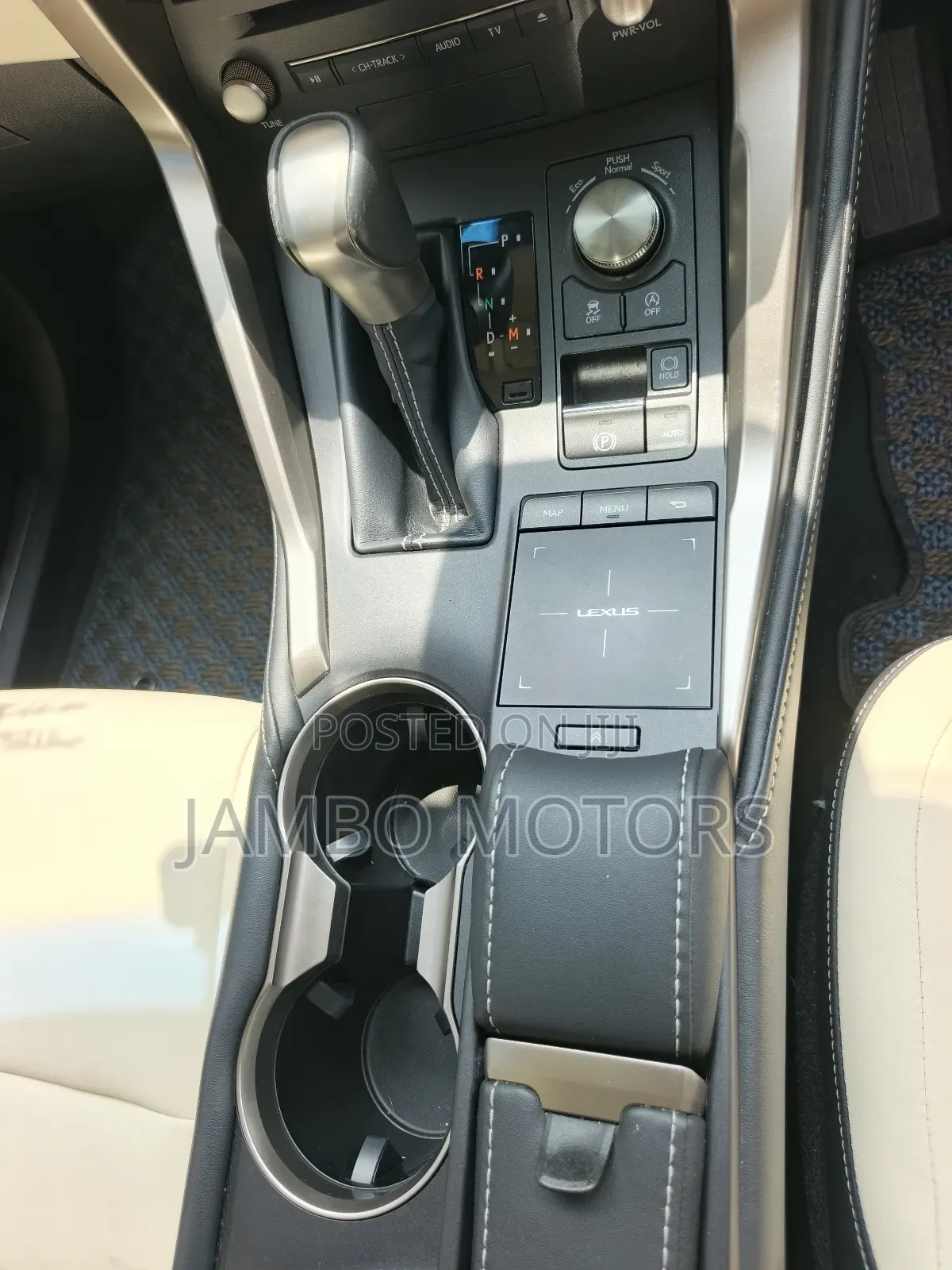 Lexus NX 300 FWD 2019 Blue