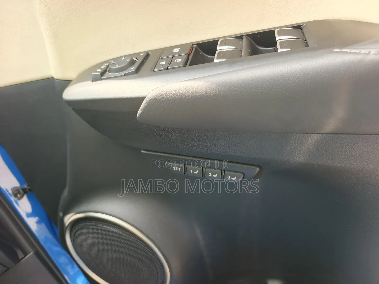 Lexus NX 300 FWD 2019 Blue