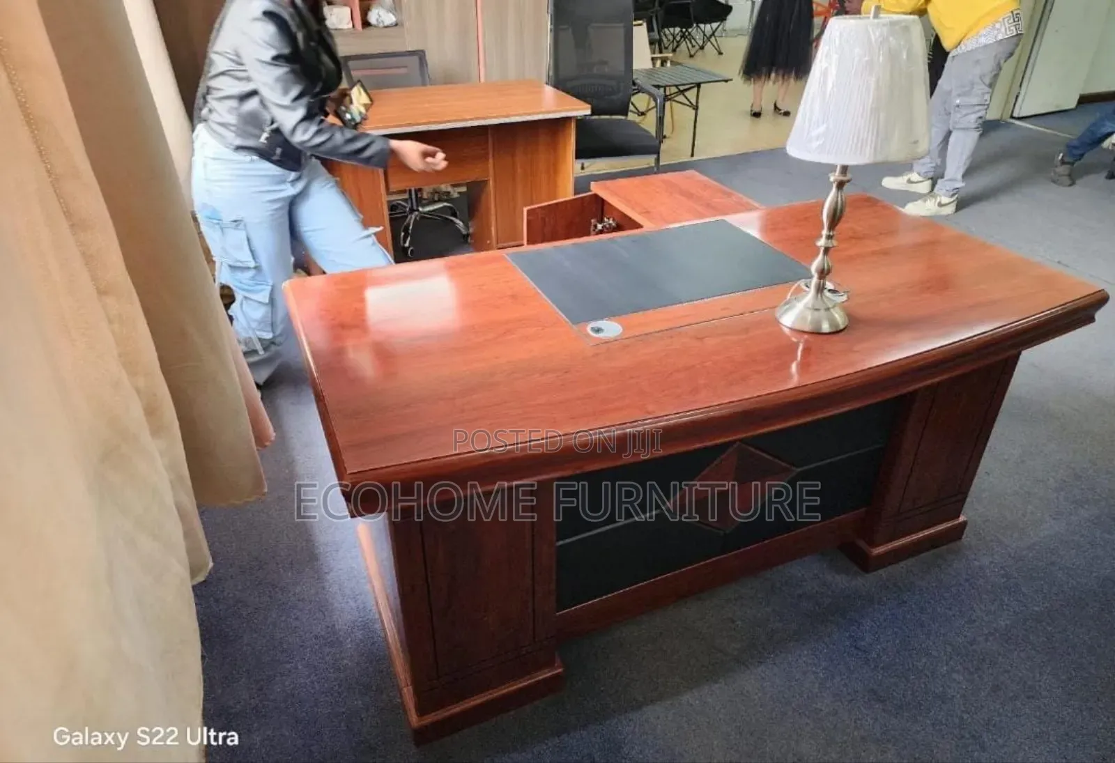 1.6m Executive Office Desk With Pedestrol