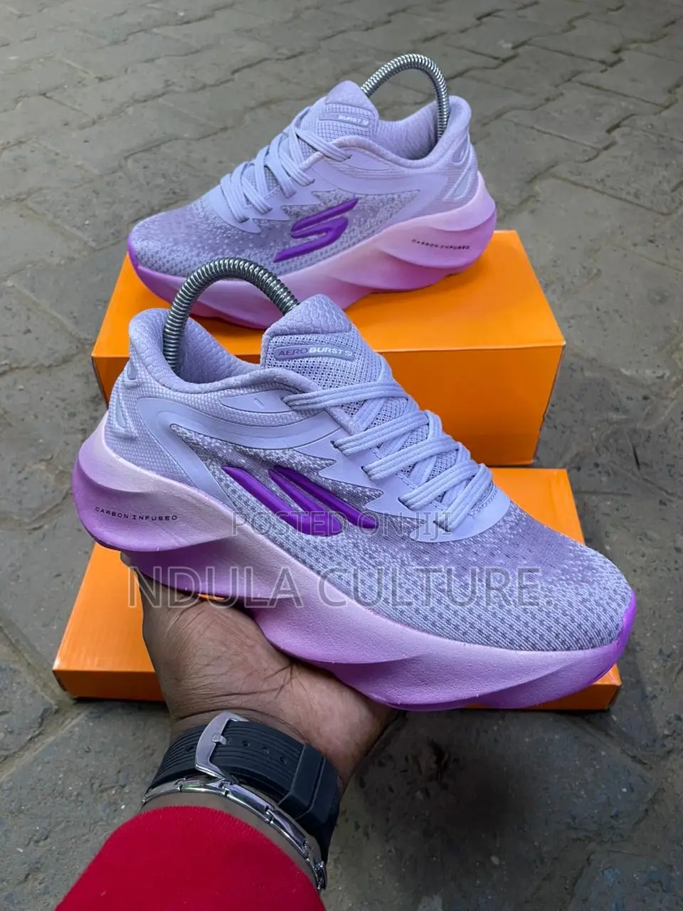 Skechers Aero-Burst