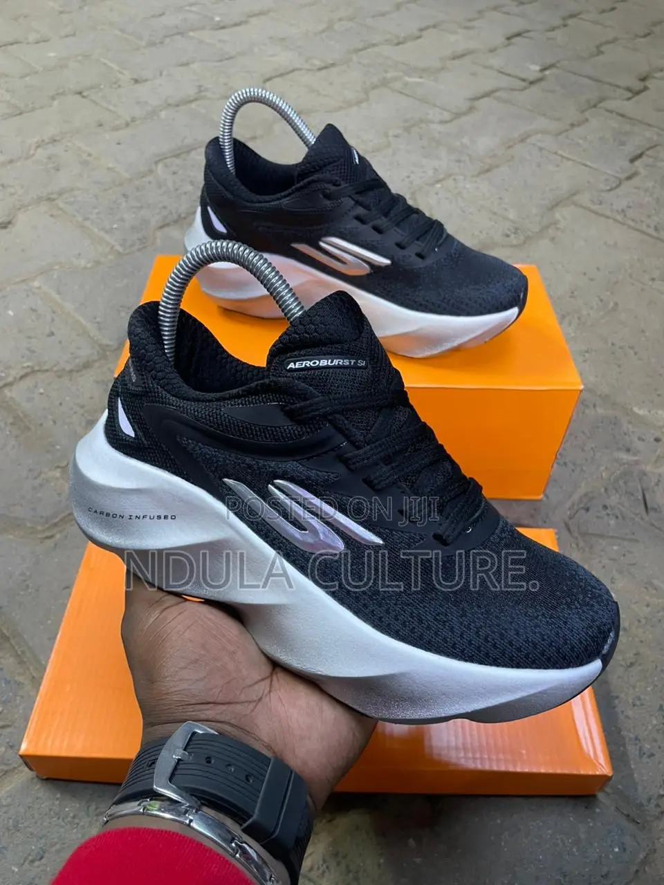 Skechers Aero-Burst