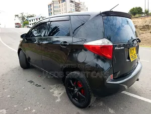 Toyota Ractis 2012 Black