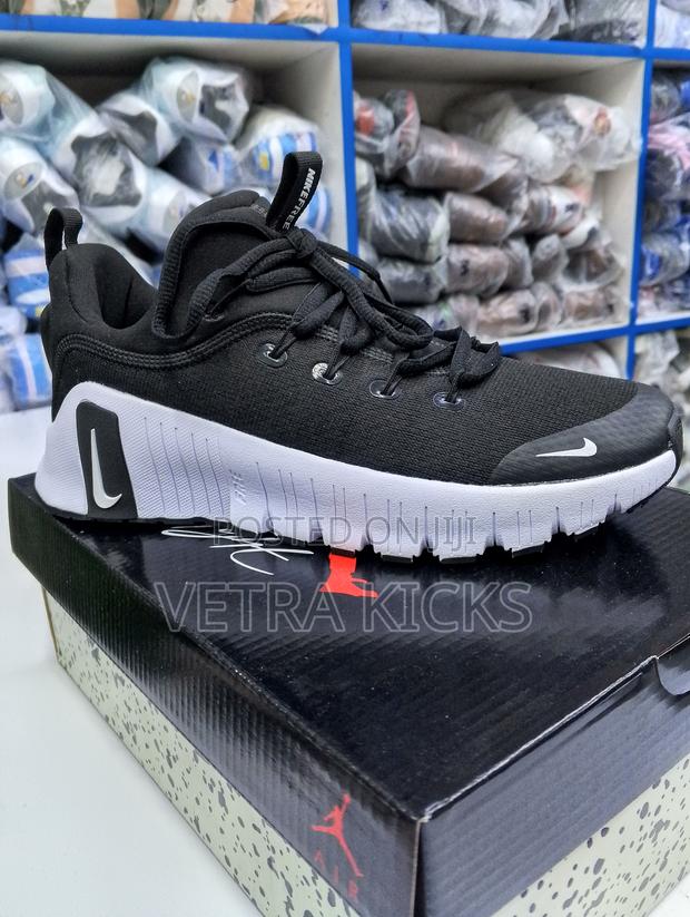 Nike Metcon Black Sneakers – Performance Streetwear Hybrid Kenya