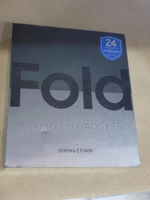 New Samsung Galaxy Z Fold4 256 GB Blue
