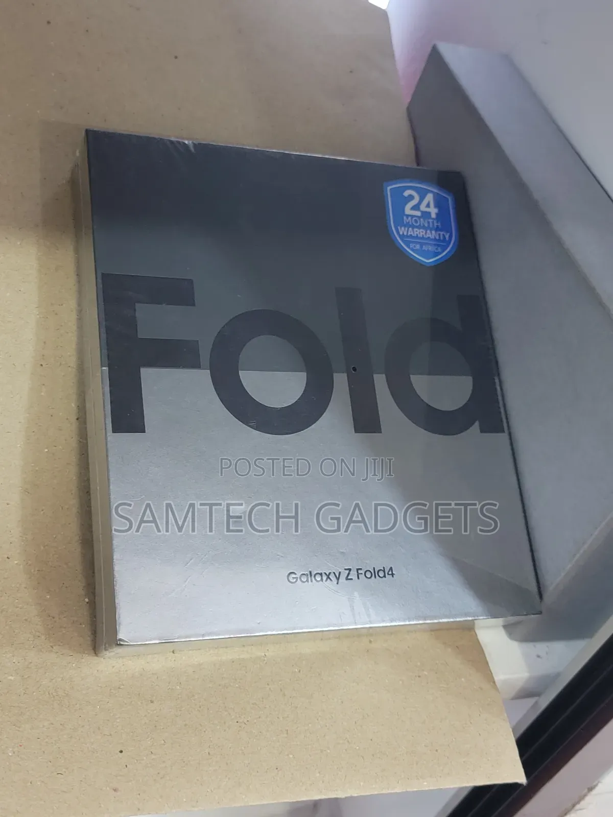 New Samsung Galaxy Z Fold4 256 GB Blue