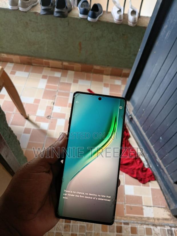 Tecno Camon 40 256 GB Gray - thumbnail 2