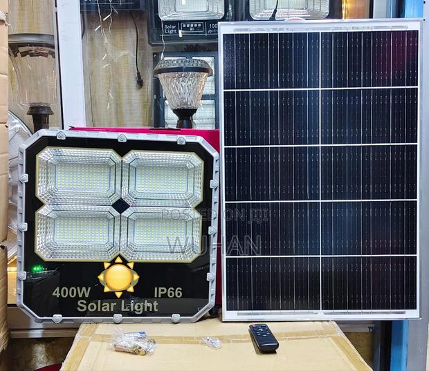 400 Watts Automatic Solar Floodlights, Lithium Battery, Separate Solar