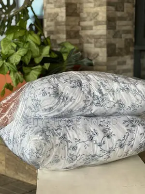 Pillows Set (2 Pillows)
