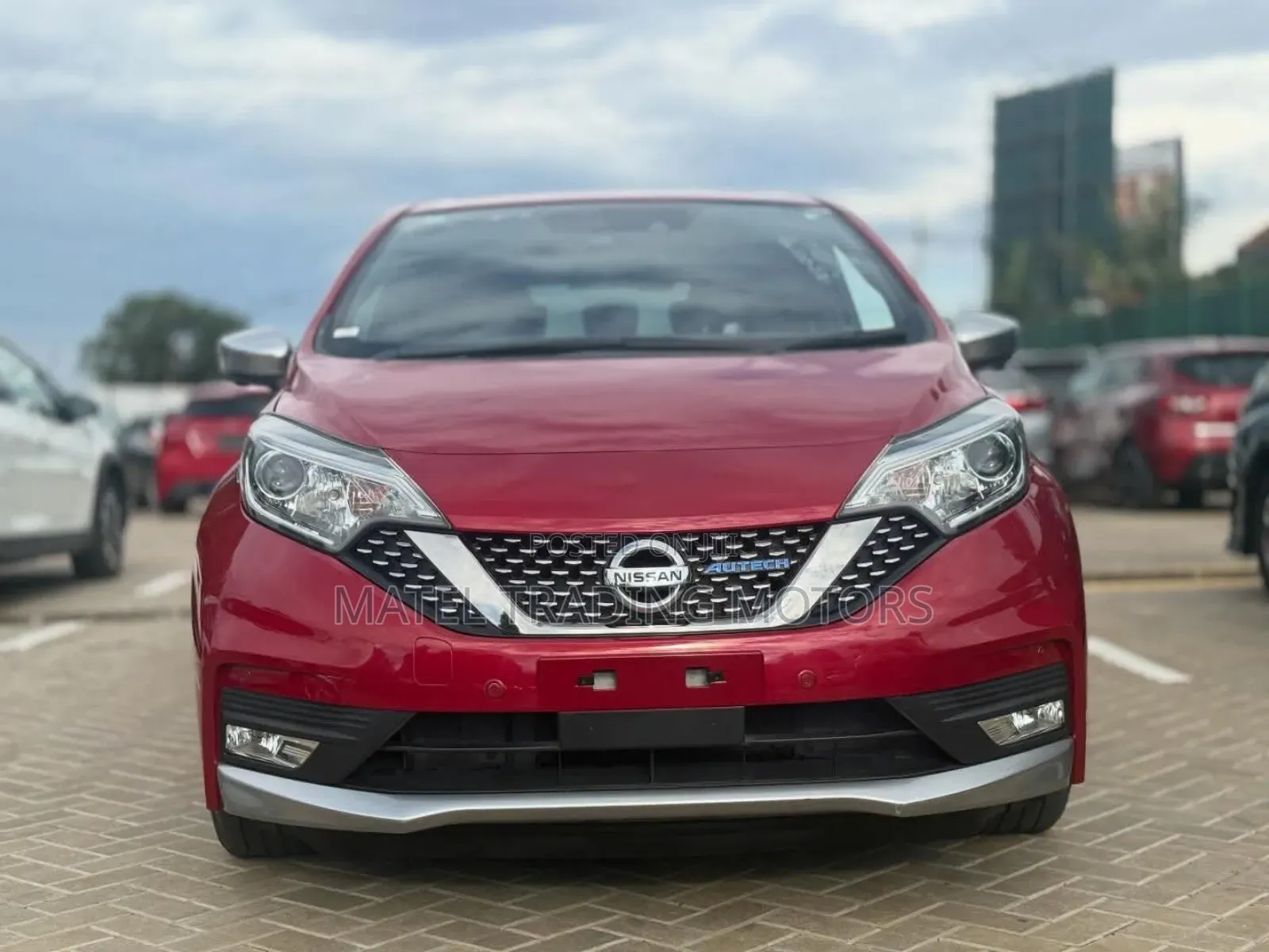 Nissan Note 1.2 Hybrid 2018 Red