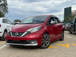 Nissan Note 1.2 Hybrid 2018 Red