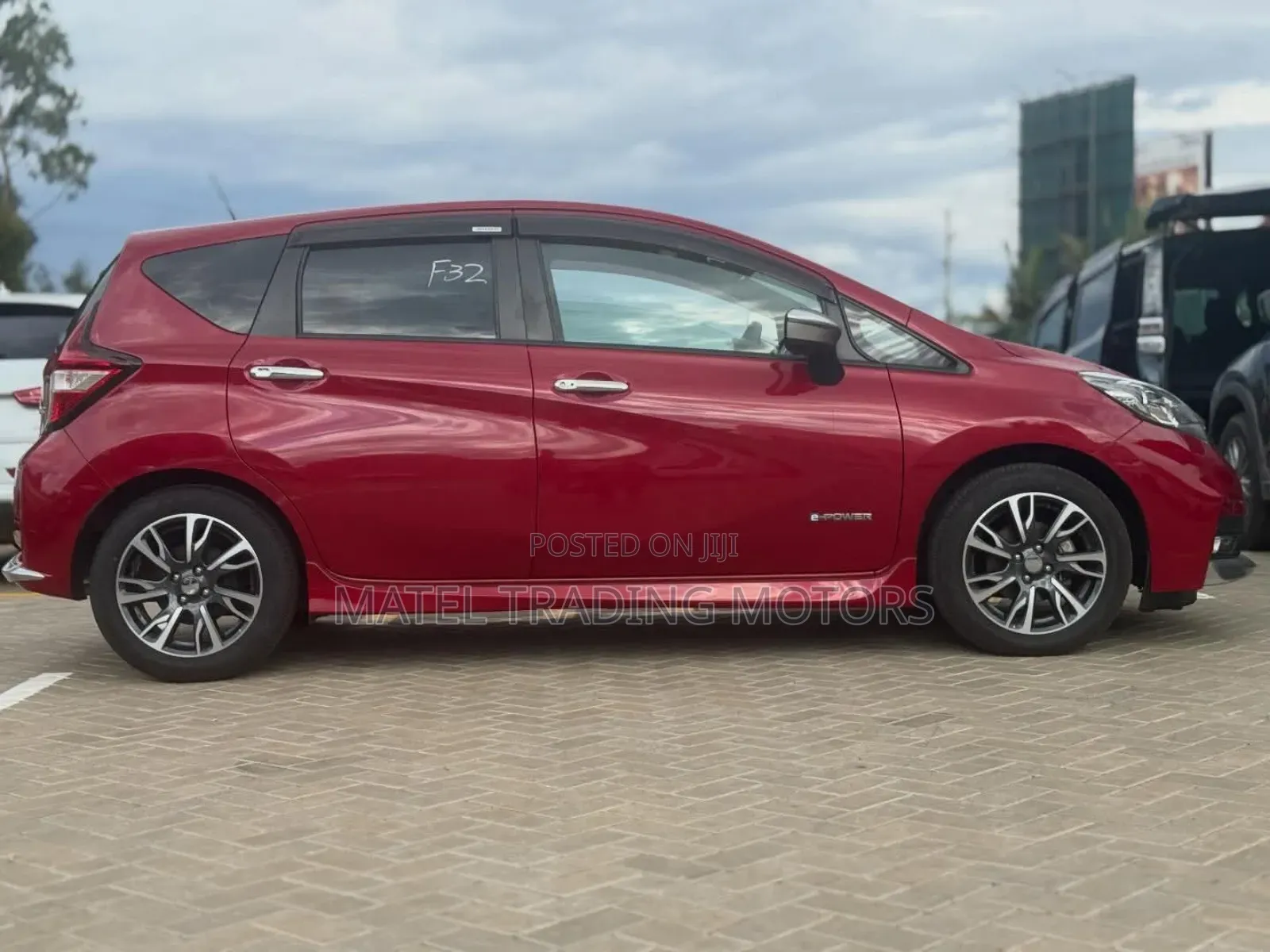 Nissan Note 1.2 Hybrid 2018 Red