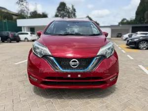 Nissan Note 1.2 Hybrid 2018 Red