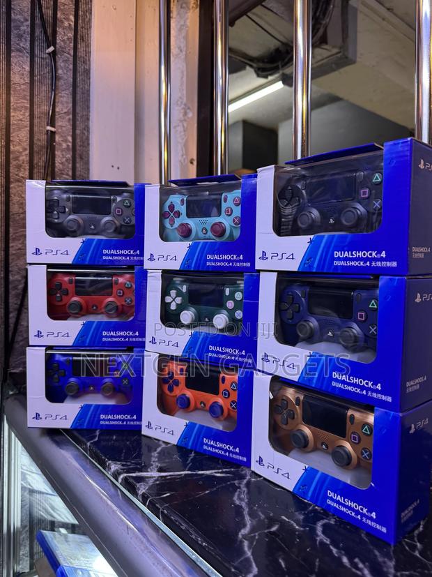 Ps4 Controller - thumbnail 3
