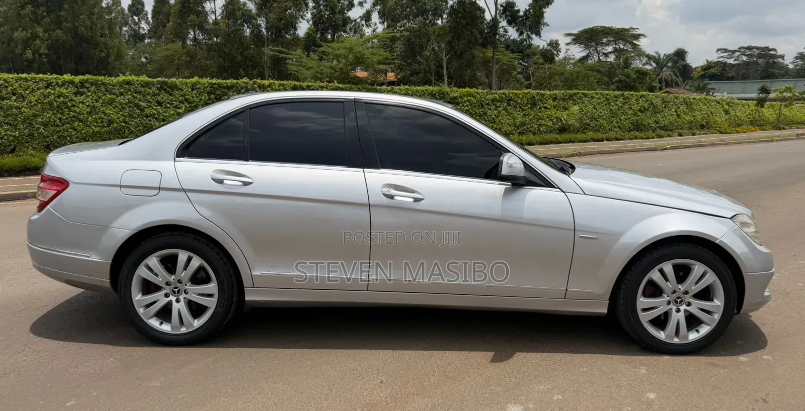 Mercedes-Benz C200 2010 Silver