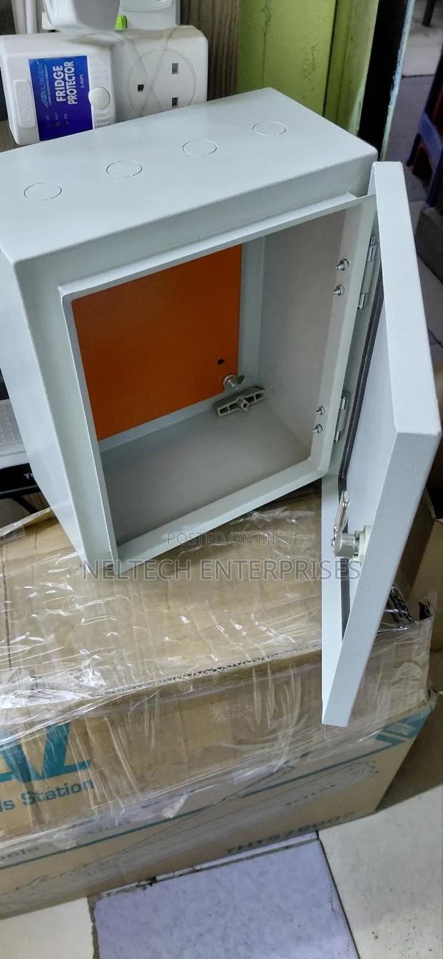 Enclosure Box 250by250by150 - thumbnail 2