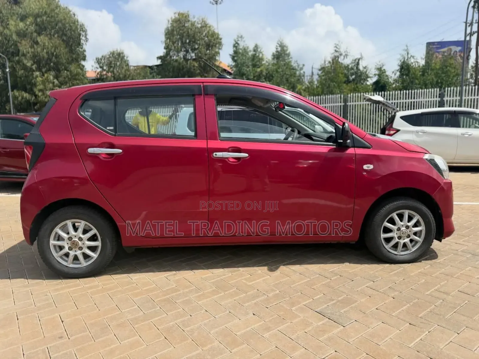 Daihatsu Mira 2017 Red
