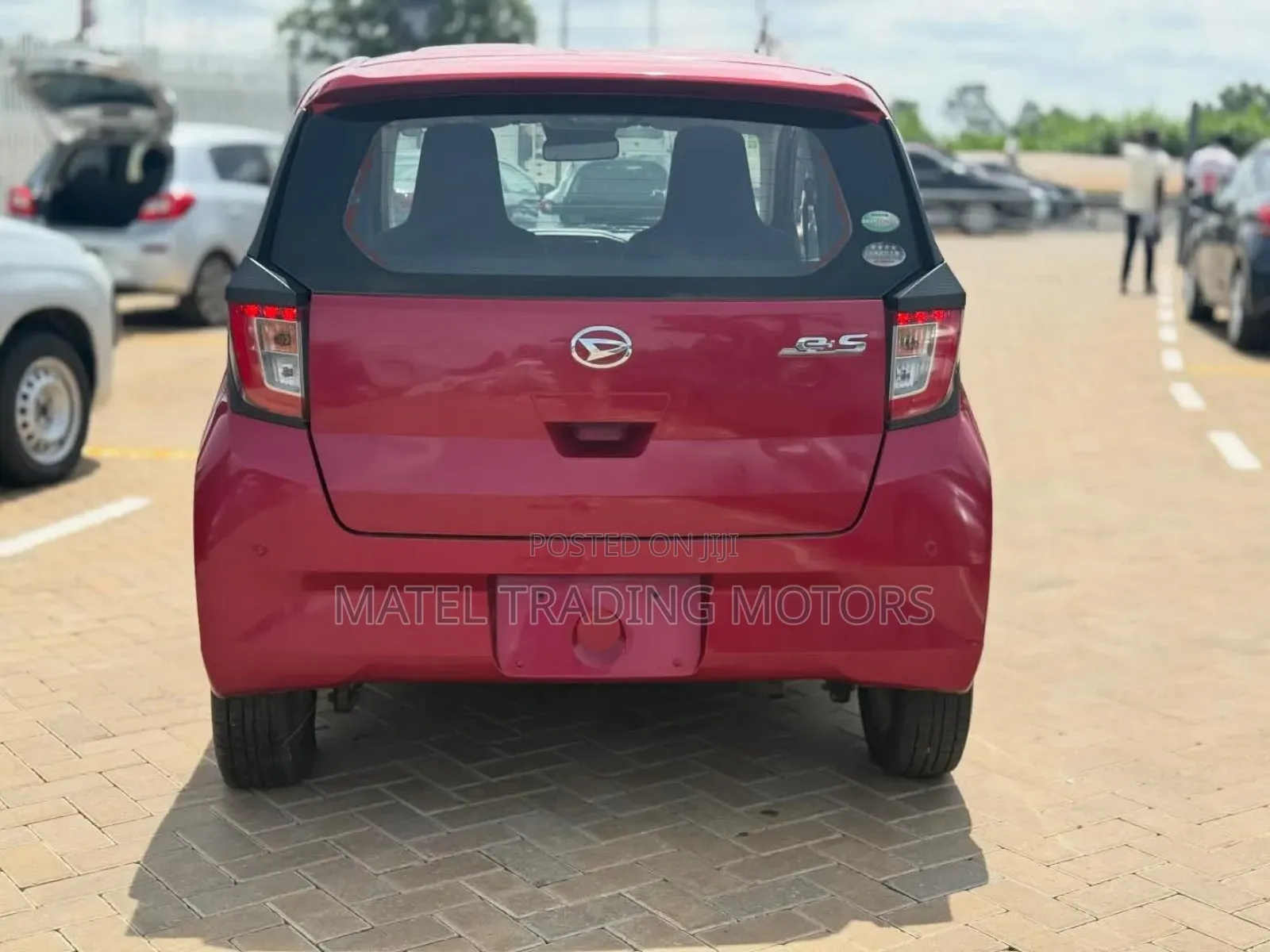 Daihatsu Mira 2017 Red
