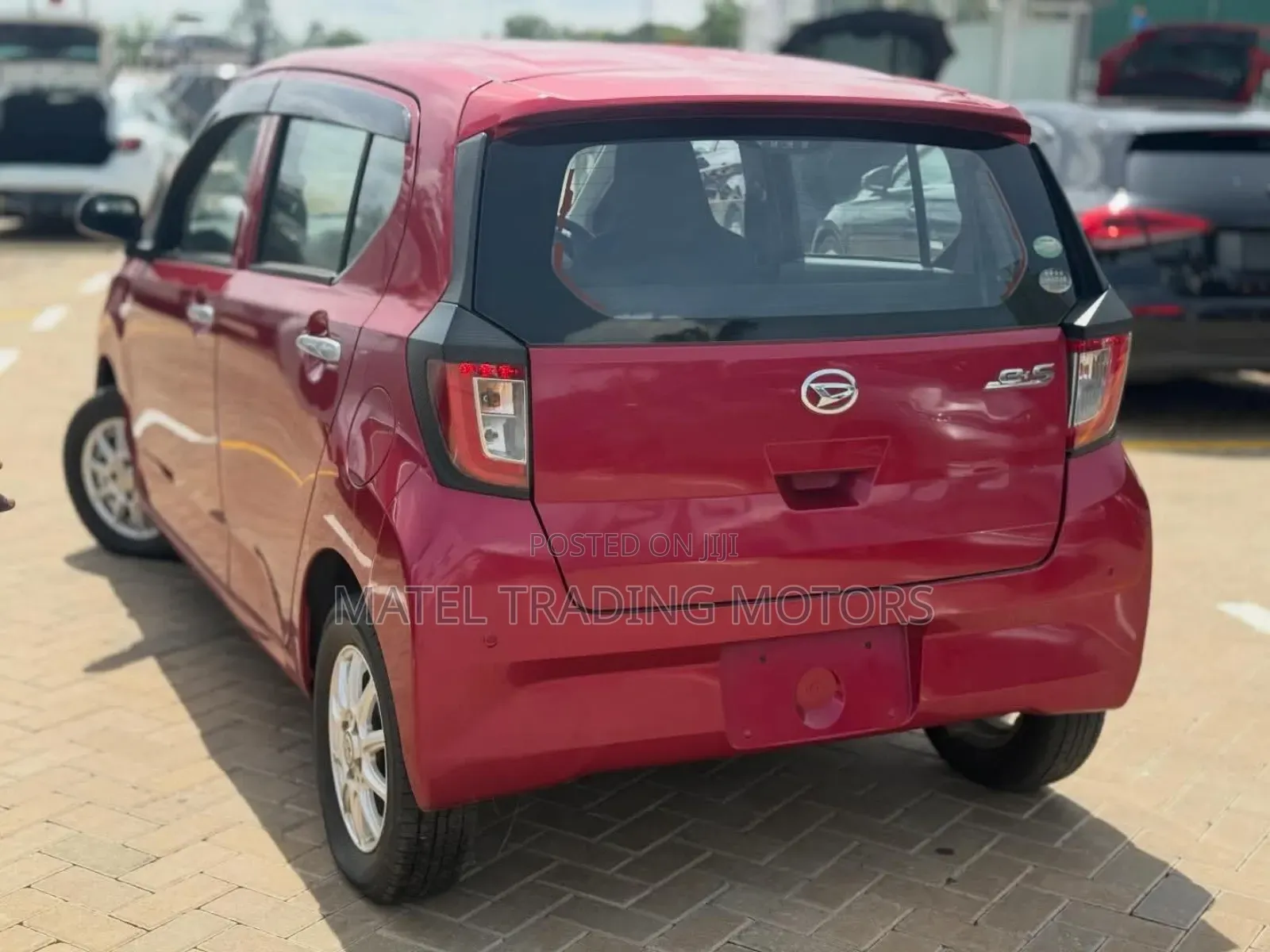 Daihatsu Mira 2017 Red