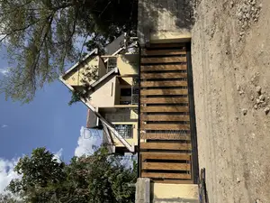 5bdrm Mansion in Wema Close, Kitengela for sale