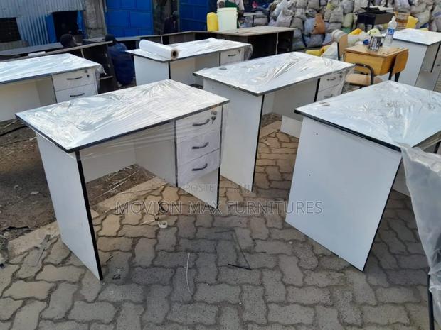 White Study Modern Desk - main view