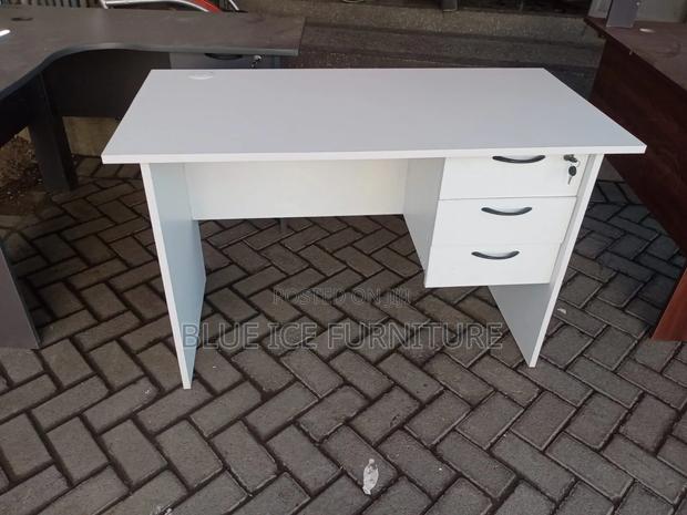 All White Office Working Desk