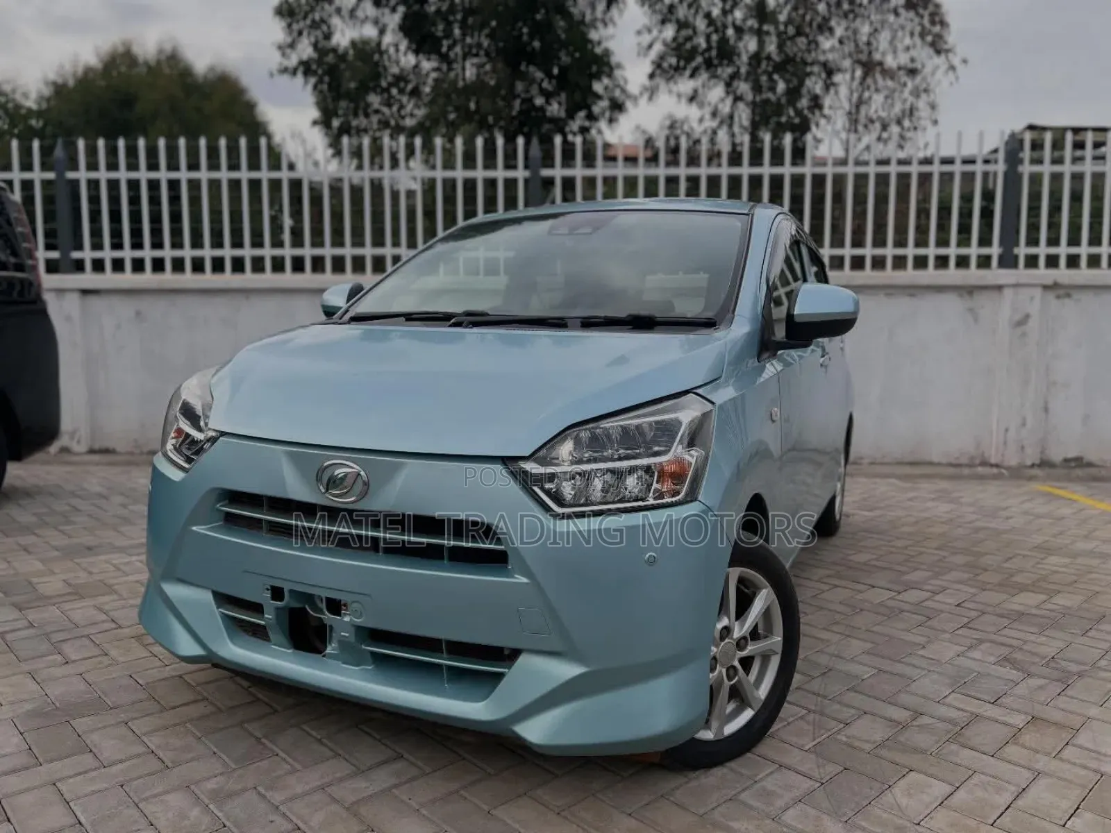 Daihatsu Mira 2017 Blue
