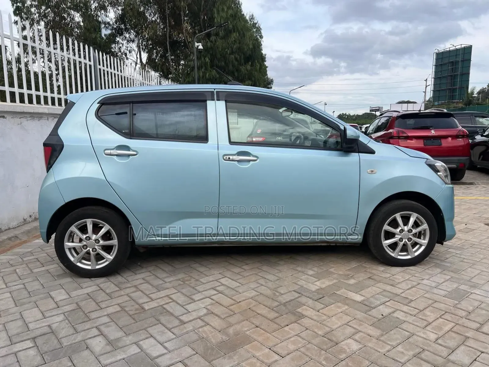 Daihatsu Mira 2017 Blue