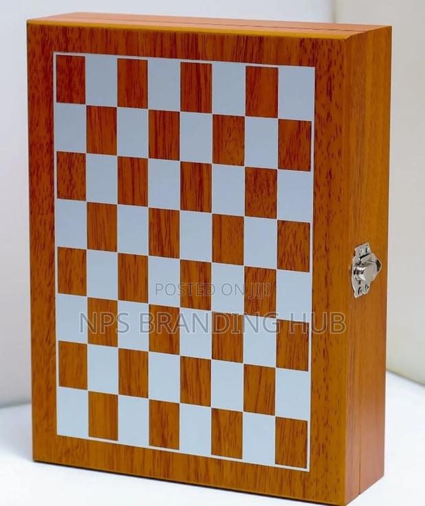 Chess Bar Set,Wooden Box With A Built-in Chessboard - thumbnail 5