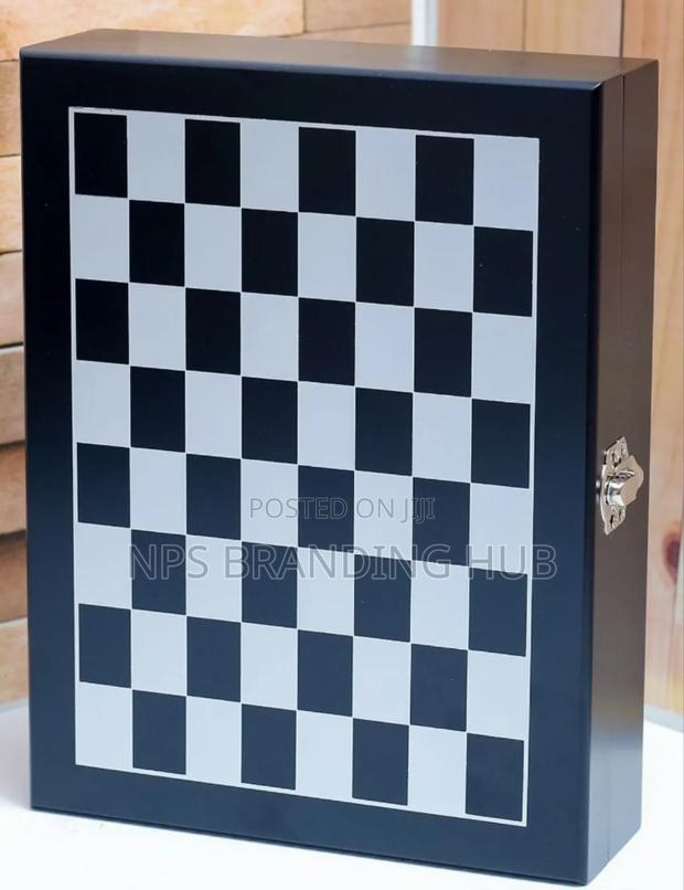 Chess Bar Set,Wooden Box With A Built-in Chessboard - thumbnail 6