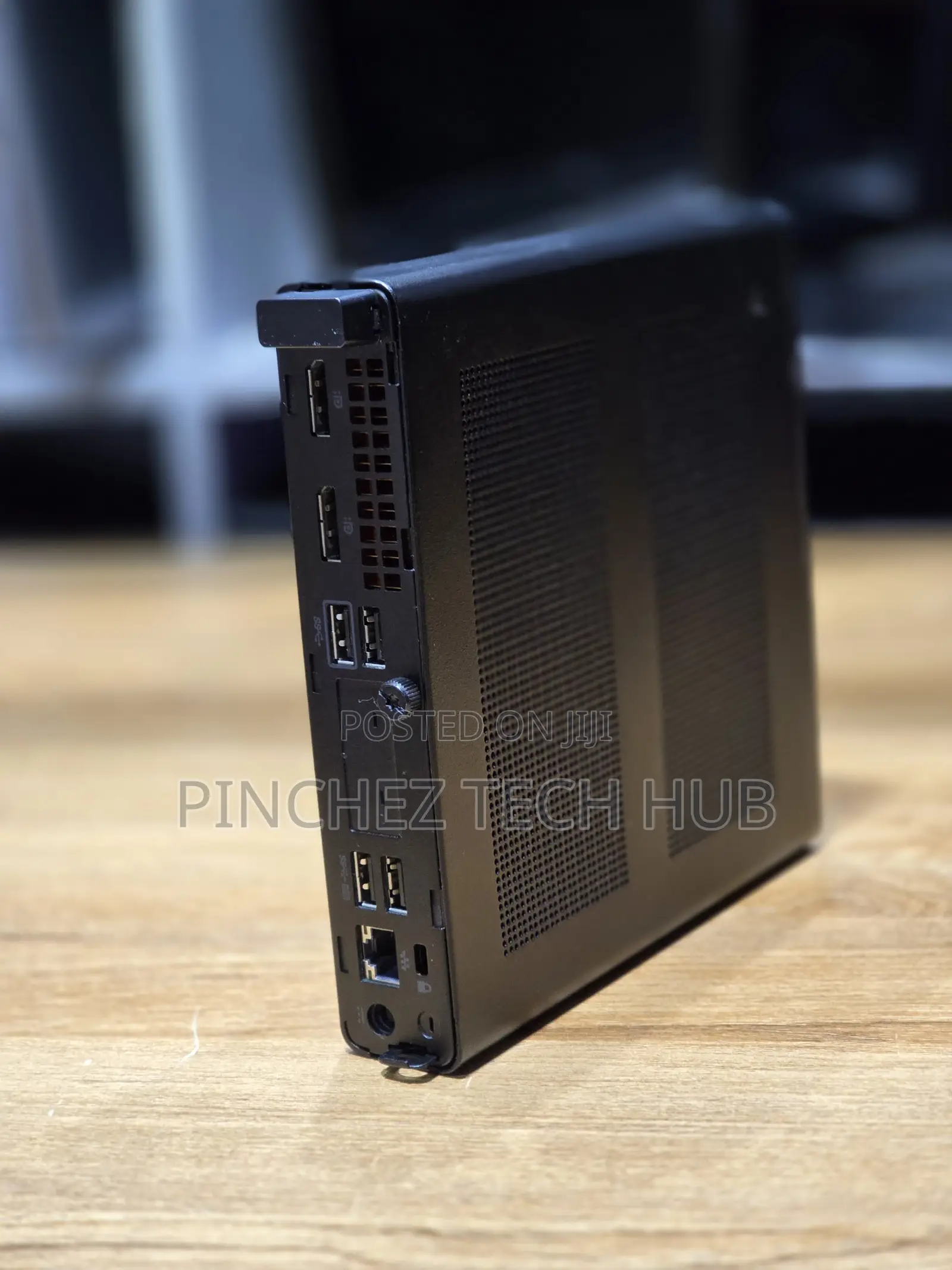 Desktop Computer HP EliteDesk 705 8GB AMD Ryzen 5 SSD 256GB