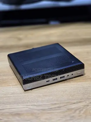 Desktop Computer HP EliteDesk 705 8GB AMD Ryzen 5 SSD 256GB