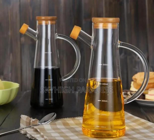 *Glass Oil/Vinegar Jar With Bamboo Lid